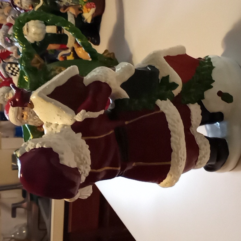 Santa Claus - Picture 3 of 3